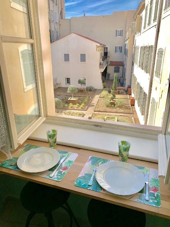 Sunny Studio Vieux Port Marseille Exterior photo