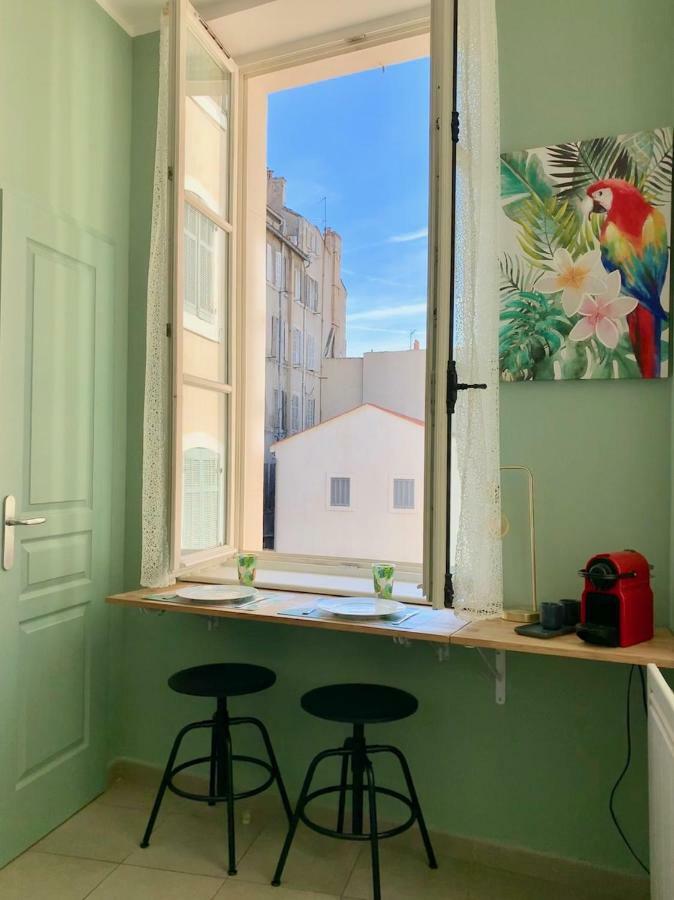 Sunny Studio Vieux Port Marseille Exterior photo